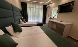 Hotel Neva**