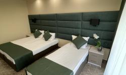 Hotel Neva**